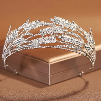Луксозна короната на булката с кристали за рожден ден