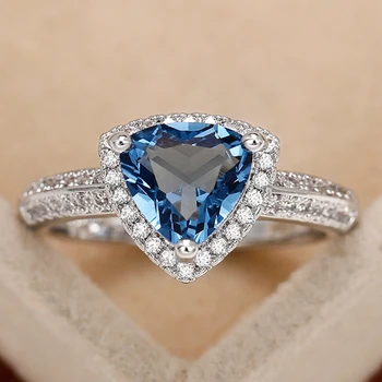 Нов стил от Женски сватбена тенденция, Любовни пръстени с триъгълен геометрични синьо кубическим цирконием, Прекрасни декорации за юбилейна партита